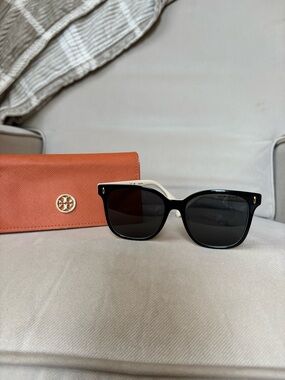 Tory Burch Black & Ivory Cat-Eye Sunglasses